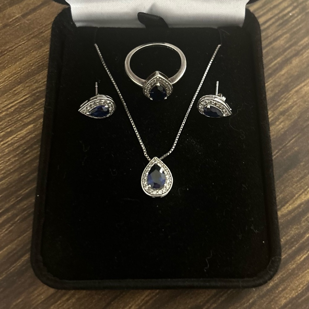 Kay Jewelers Blue Sapphire Sterling Silver Necklace/Ring/Earring Set